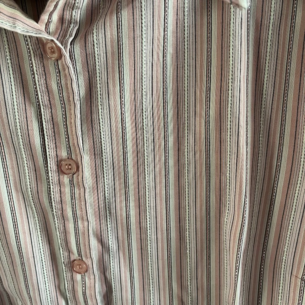 Apt 9 Woman, 1X, Gray and Rose Shirt